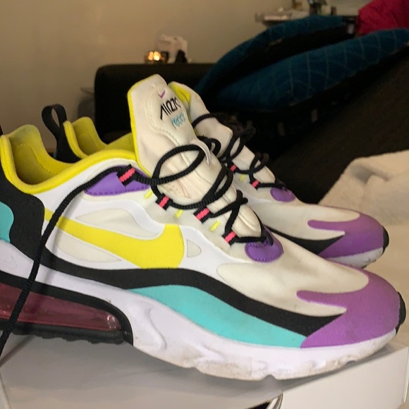 Nike Shoes - Air Max 270 React